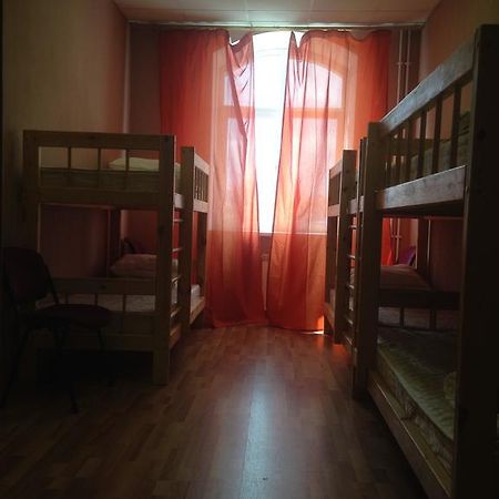 Red Star Hostel Ekaterinburg Ngoại thất bức ảnh